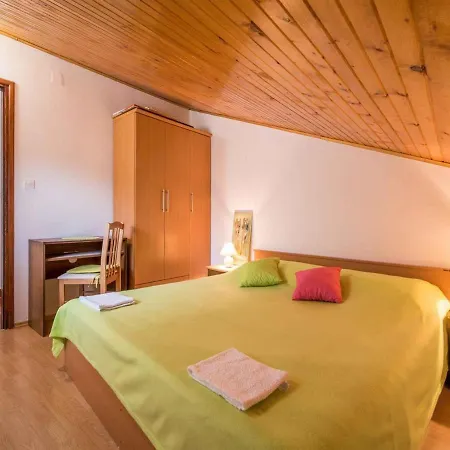 Апартаменты In - Insel Krk 13622 *