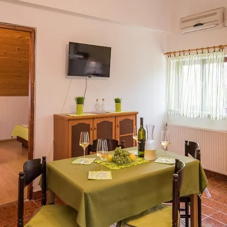 In - Insel Krk 13622 فربنيك